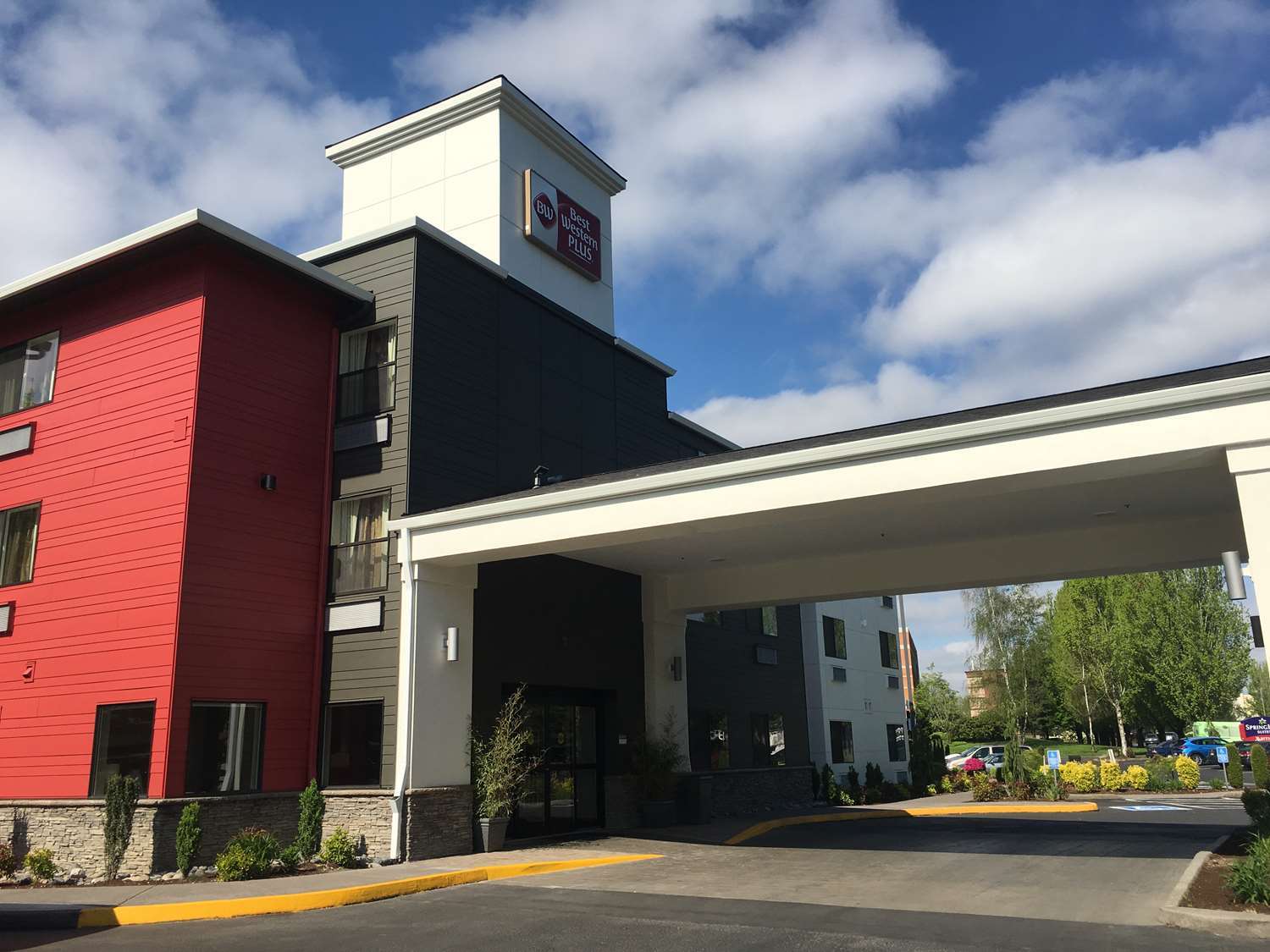Hotel Western Airport &