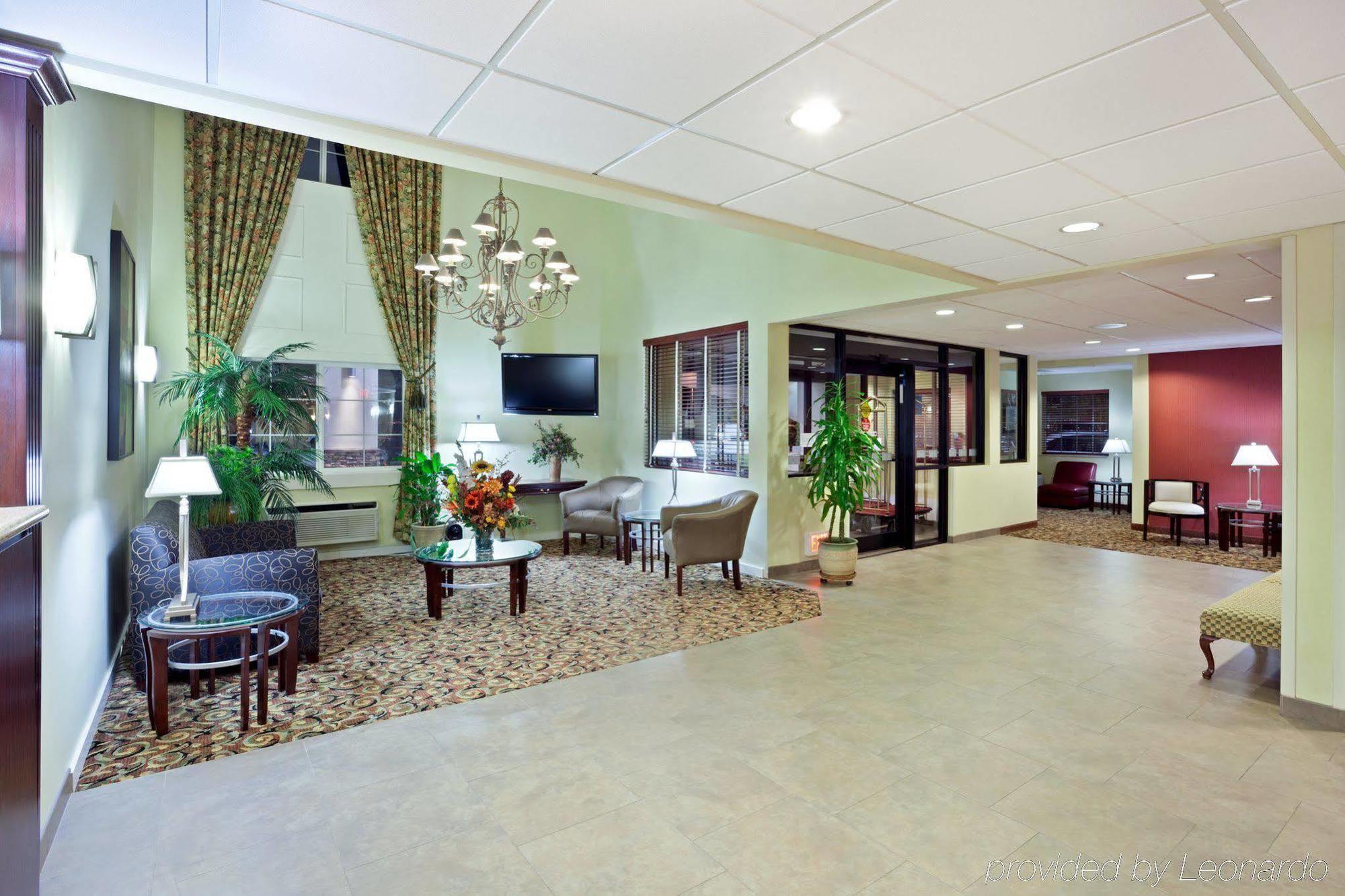 Hotel Western Airport &