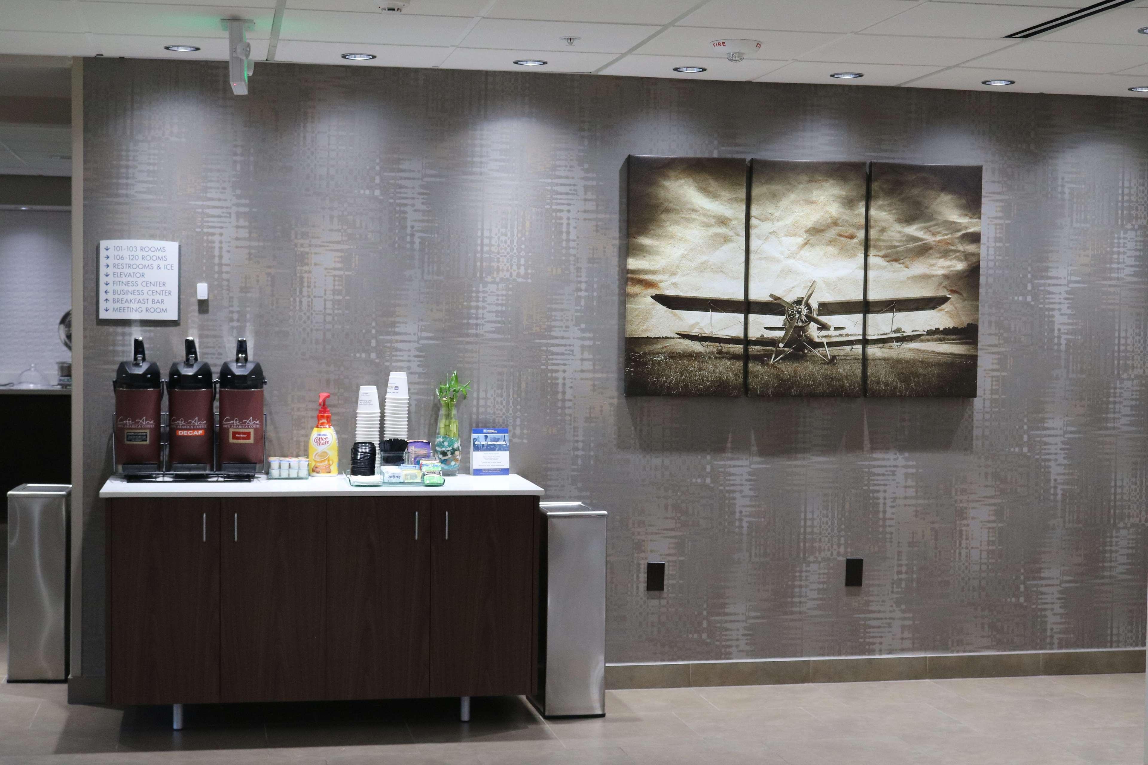 Western Airport & Hotel 3*