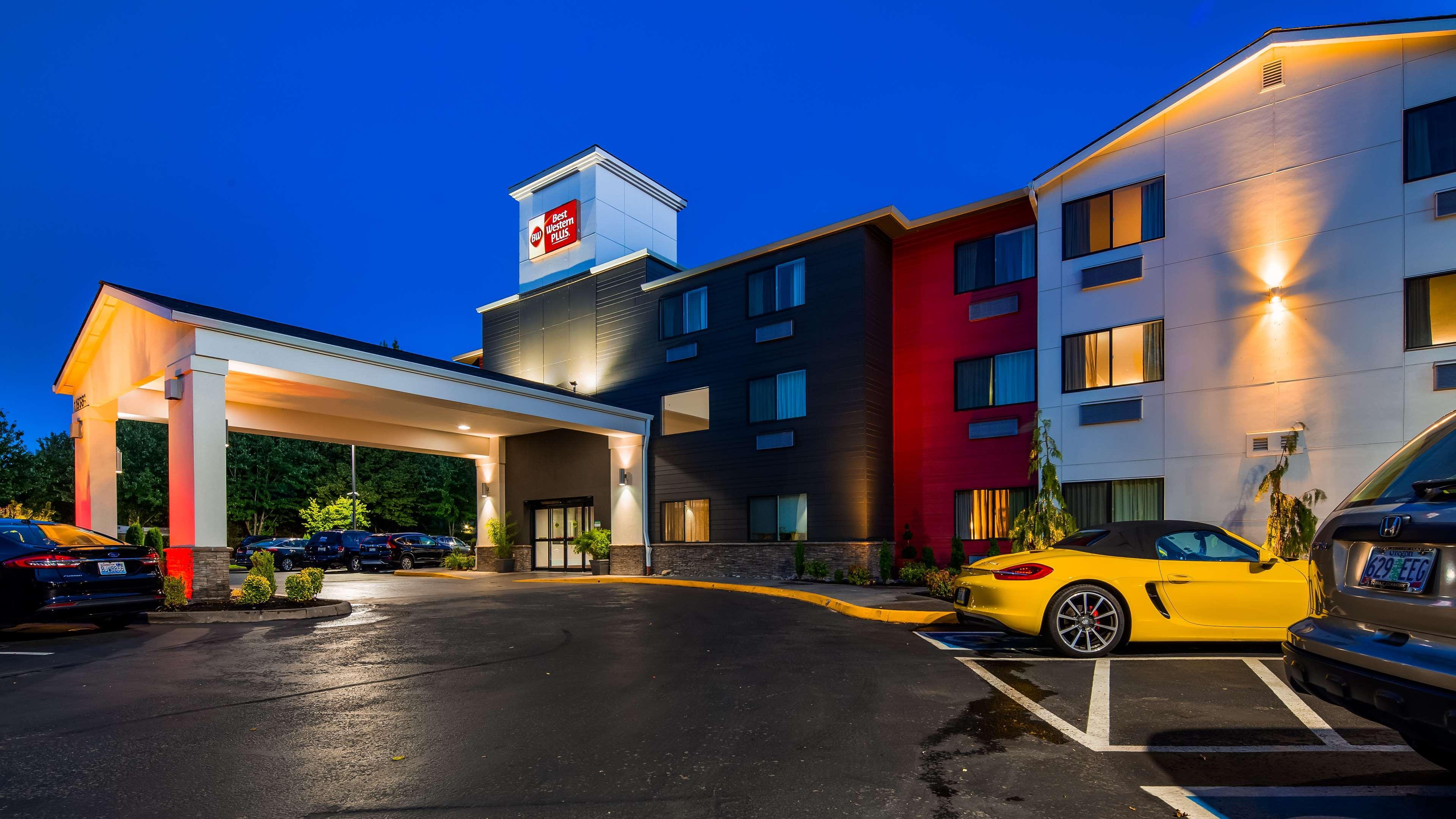 Western Airport & Hotel