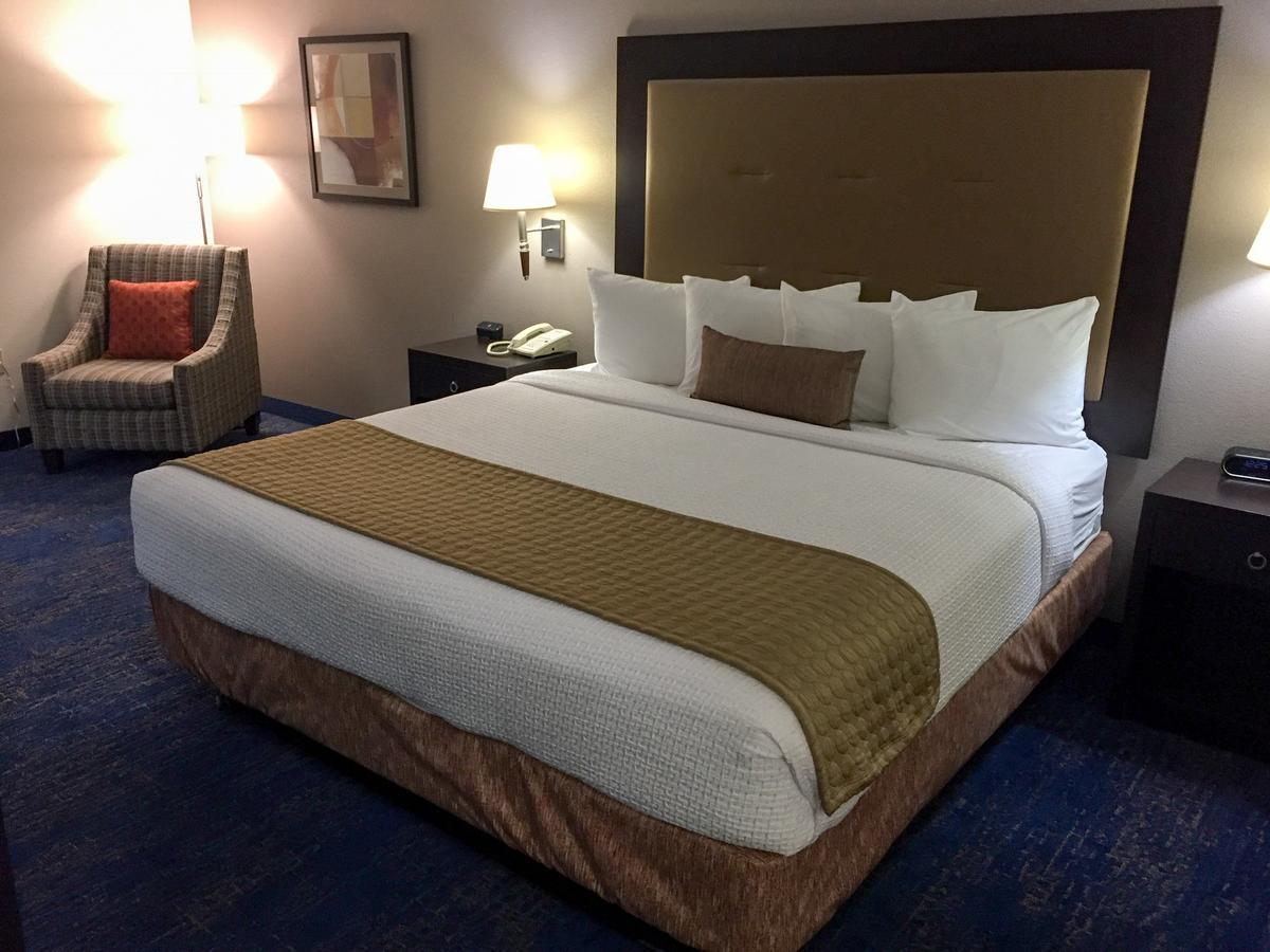 Western Airport & Hotel